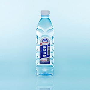 蓝冠山泉550ml深山石泉