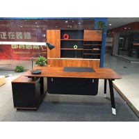 环宇办公家具。班台